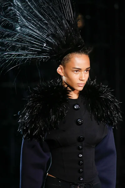 Look 63